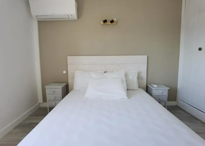 Climatisé 2 Pièces Avec Terrasse Et Parking - Classé 2 étoiles - Fr-1-326-690 * Marseillan (Herault)