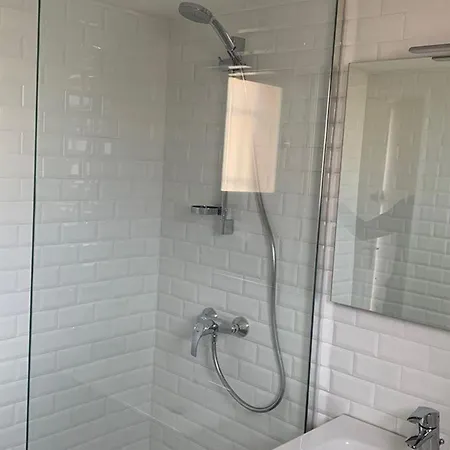 Climatise 2 Pieces Avec Terrasse Et Parking - Classe 2 Etoiles - Fr-1-326-690 דירה מרסיאן